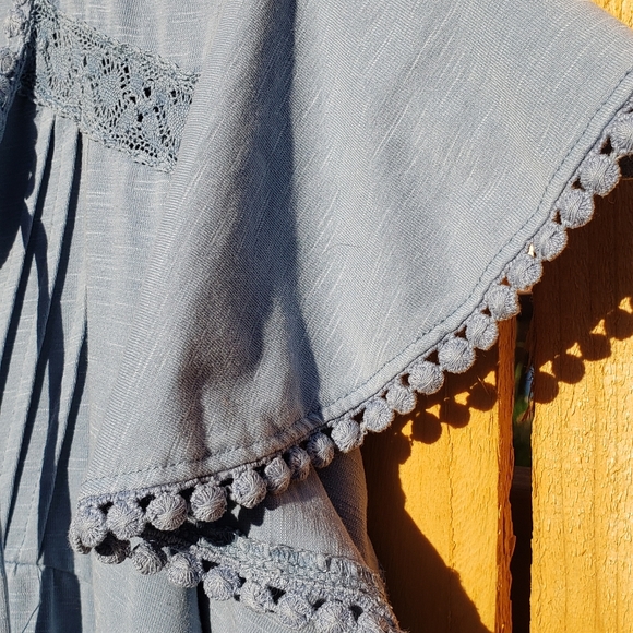 Knox Rose Size Small Periwinkle Blue - Picture 3 of 5